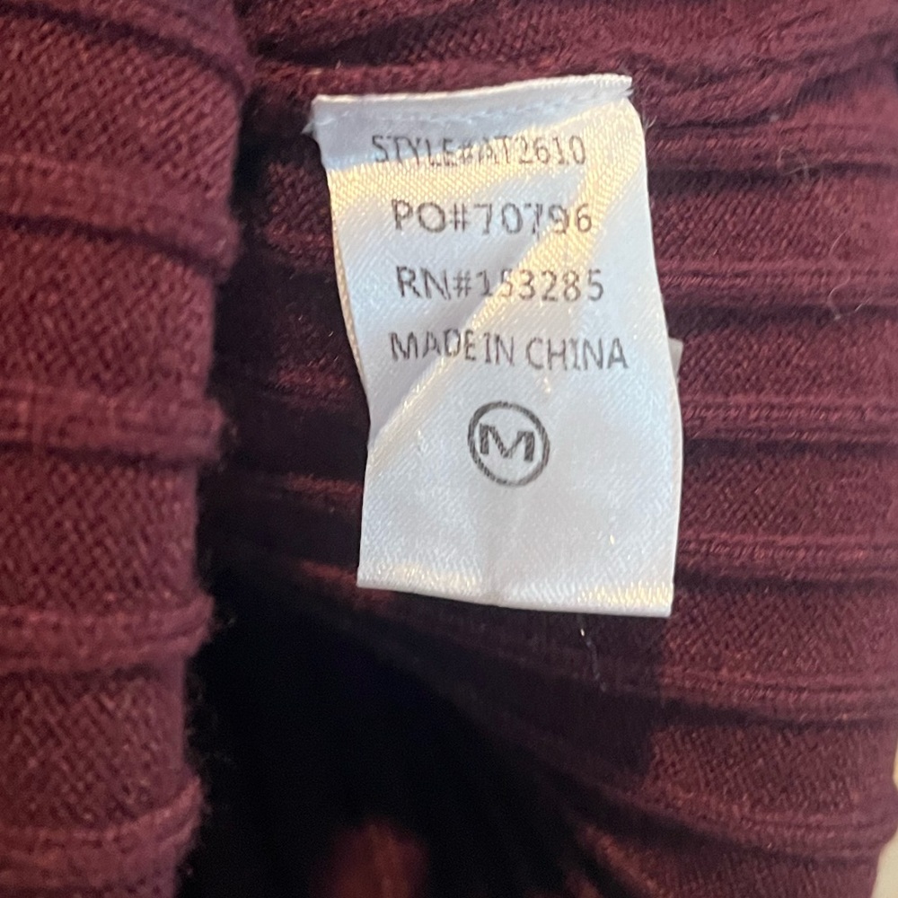💖Black Raspberry Ribbed Knit Sweater💖 - Picture 10 of 15